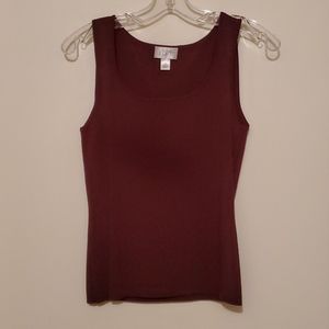 Ladies burgundy tank top